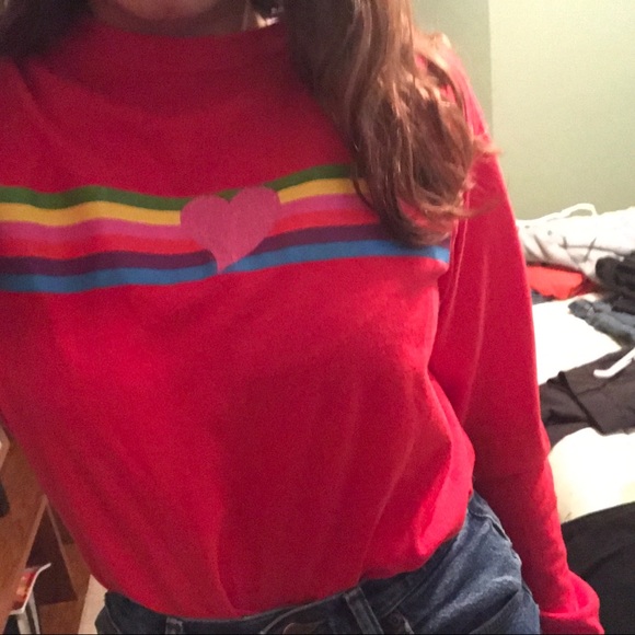 PRIDE RAINBOW RED VINTAGE SHIRT - Picture 4 of 4